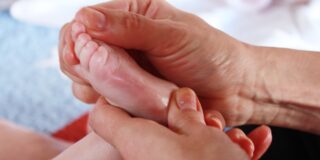Vivência sensorial e afetiva para bebês - foto: Pé de Brincadeira