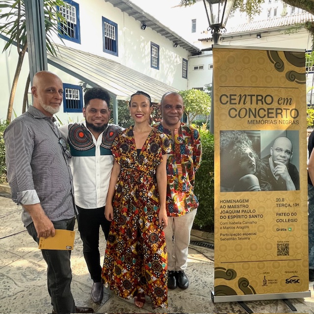 O cantor lírico Sebastião Teixeira, o pesquisador e curador Felipe Brito, os pianistas Isabela de Carvalho e Marcos Aragoni.