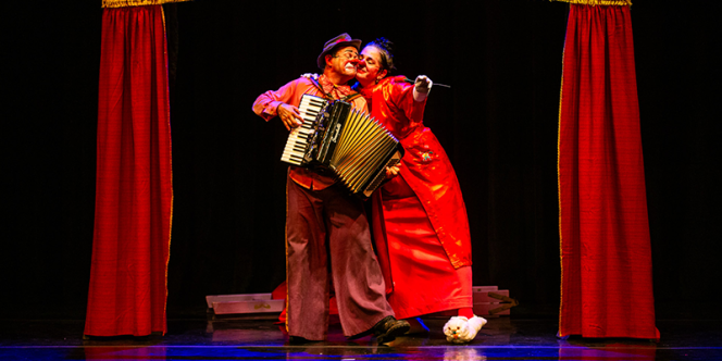 A Julieta e o Romeu. Foto: Lucas Meola.